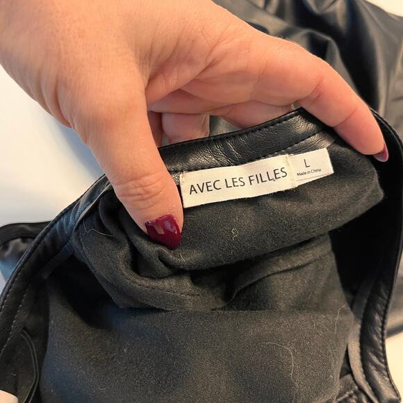 Avec Les Filles Black Faux Leather Short Sleeve Top Size Large - Picture 4 of 7